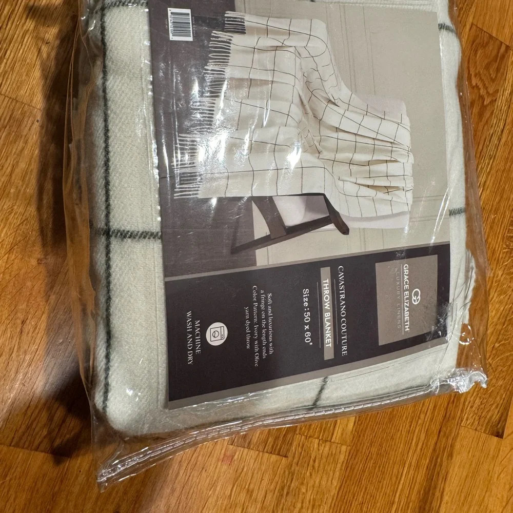 Cream and Black Plaid Throw Blanket